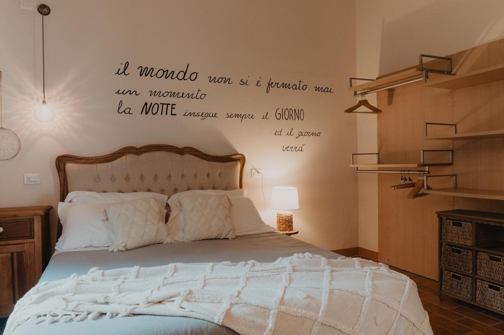 Podere Conte Gherardo 카스타니에토카르두치 객실 사진